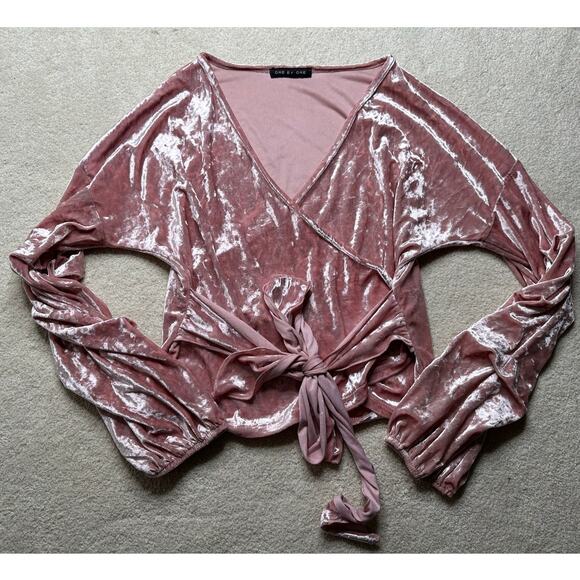 One by One: Pink Crushed Velvet Wrap Top - Picture 3 of 6